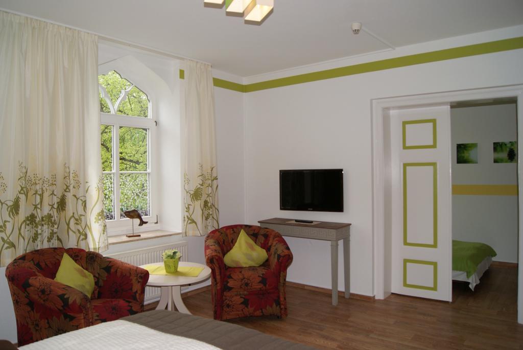 Deluxe Apartments Der "Alten Apotheke" Prerow Exterior foto