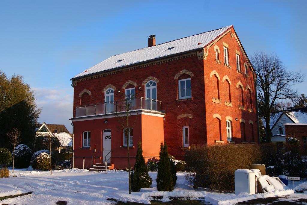 Deluxe Apartments Der "Alten Apotheke" Prerow Exterior foto